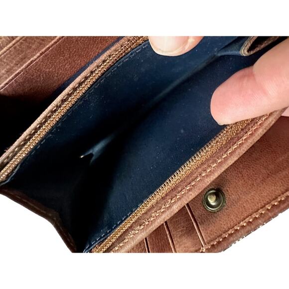 Lady DIOR Navy Blue Trotter Street Chic Wallet with Coin Pouch - Picture 7 of 16